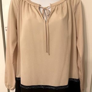 NEW YORK & COMPANY Women’s blouse